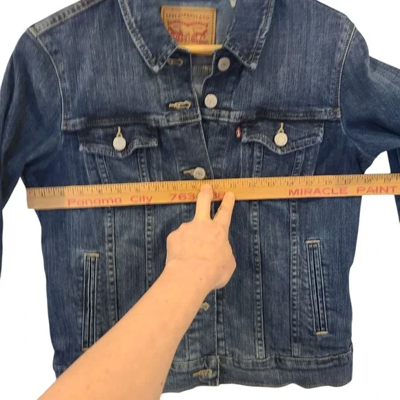Levis Jacket Women‎ Medium Blue Denim Jean Trucker Dark Wash Faded Retro Ladies - Picture 3 of 6